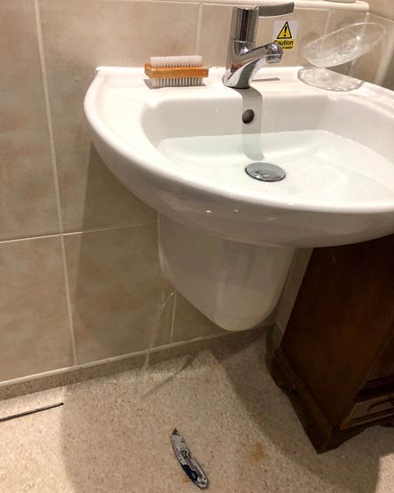 Sink Leak to be Fixed By Headingley Plumber